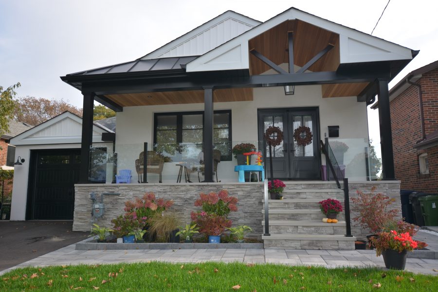 Toronto home façade renovation; Cladding; Porch; windows; doors, soffit; aluminum, Toronto, scarborough, East York, Etobicoke, North York, York, Thornhill, Richmond Hill, Markham, Vaughan, Maple